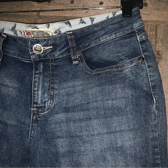 Women’s Junior’s 13 YMI City of Angels Long Knee Length Blue Denim Shorts EXC - Picture 3 of 9